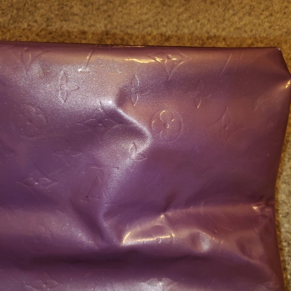 Louis Vuitton Large Purple Tote - Picture 10 of 13